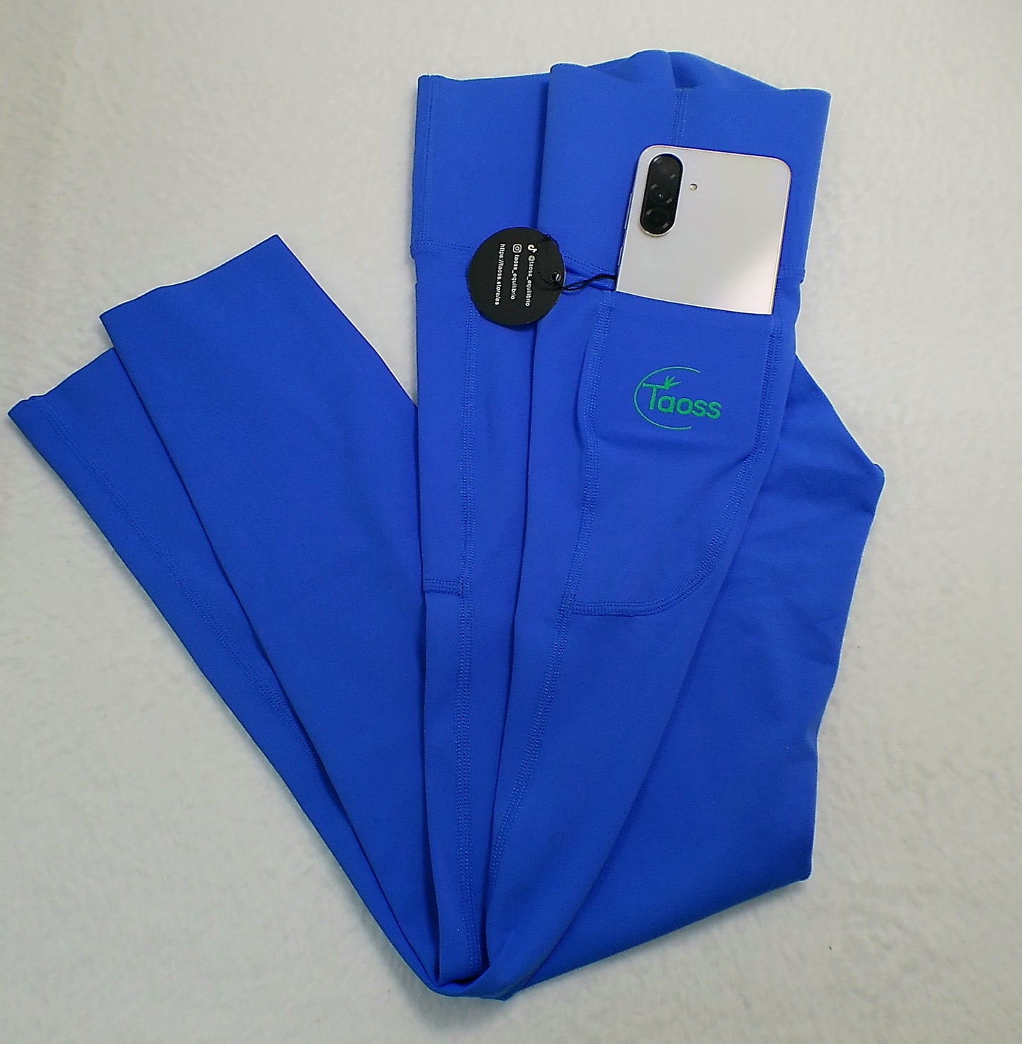 Mallas Taoss Ribbed Fit Cintura Alta con Bolsillos Laterales