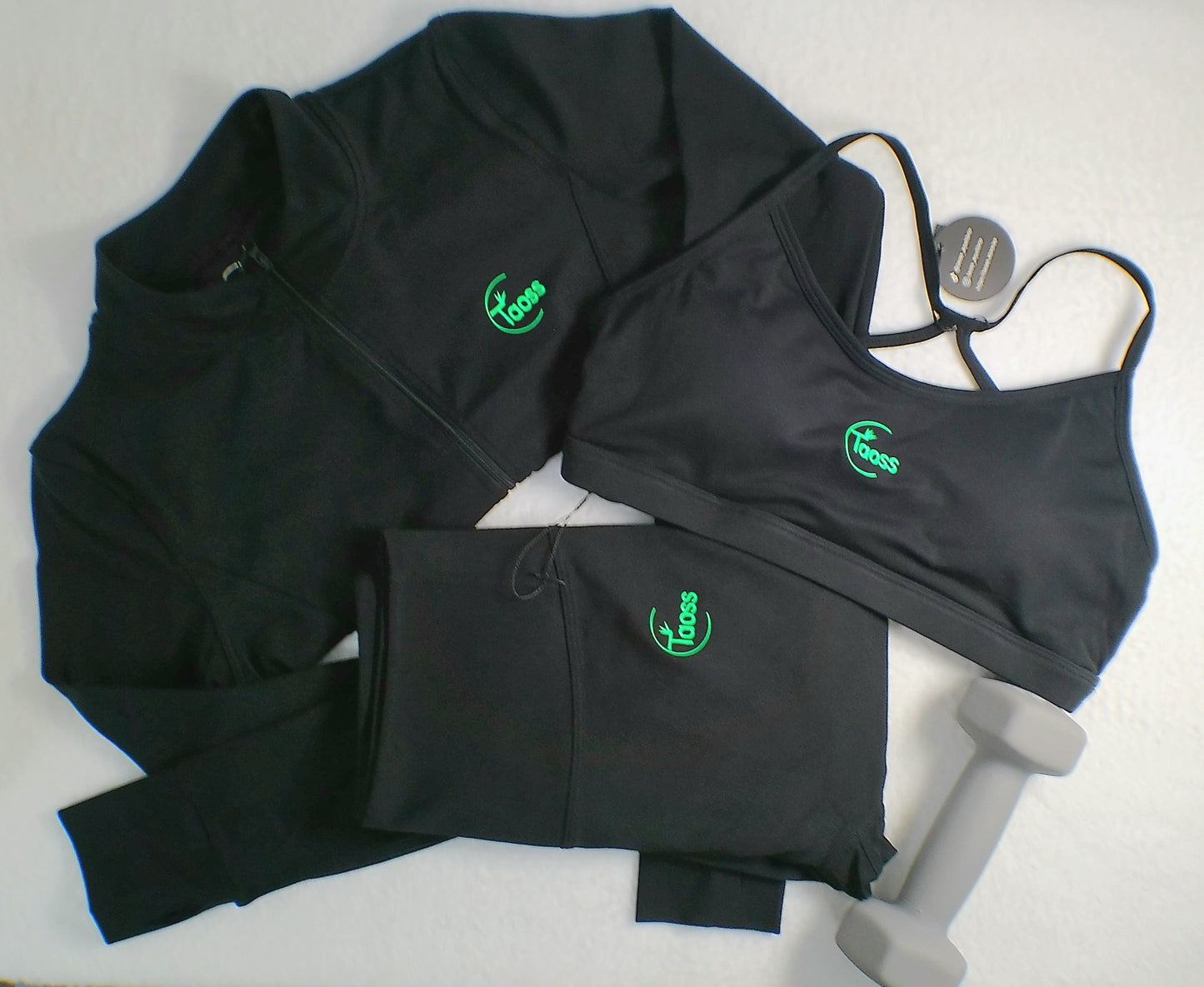 Set Deportivo Taoss 3 en 1 Versátil, Sudadera, Top y Malla Fit-Sculpt