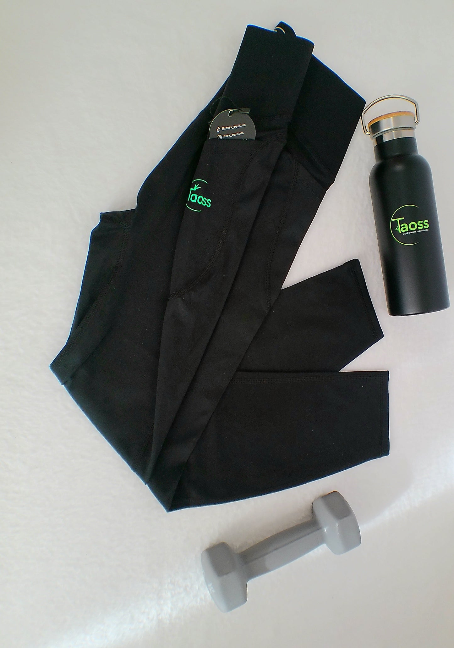 Mallas Taoss Ribbed Fit Cintura Alta con Bolsillos Laterales